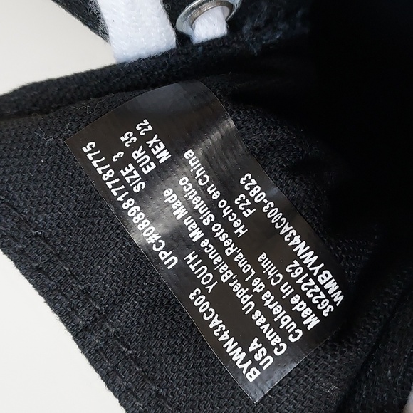 Boys Canvas Casual Lace-up Low-Top  Sneaker - Picture 13 of 13